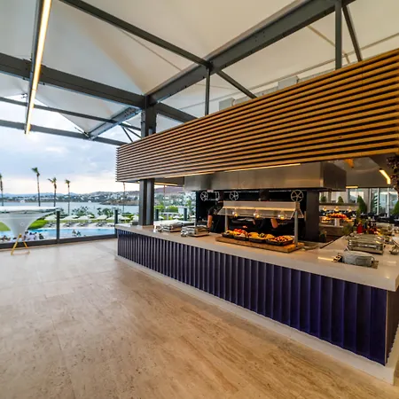 ホテル Kefaluka アキアーラ