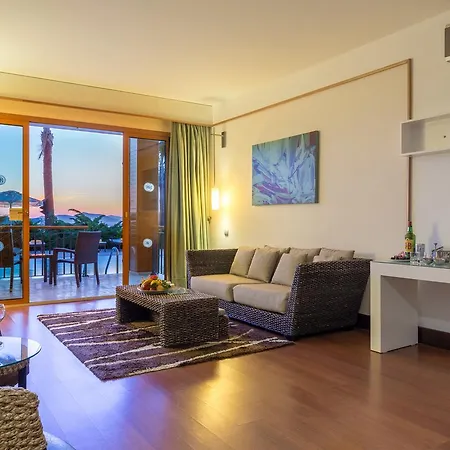 Hotel Kefaluka 5*