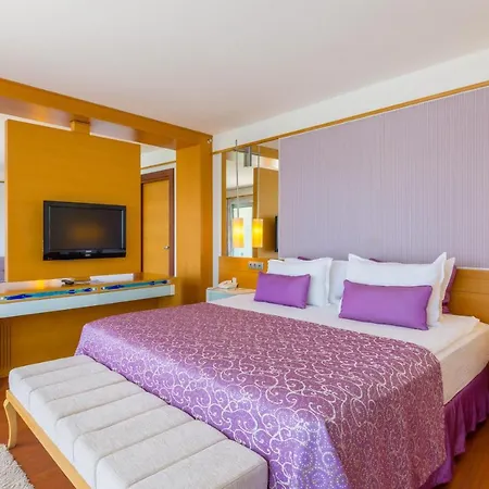 Kefaluka Hotel 5*